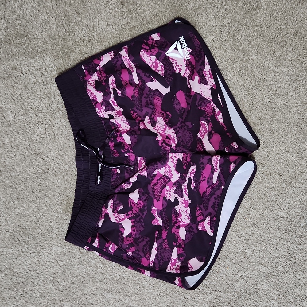 Reebok Shorts Workout Shorts, Size Medium